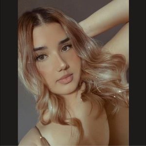 Meet your Posher, Erika